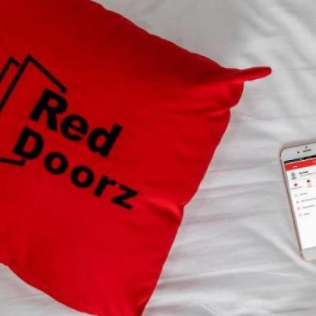 Reddoorz Near Seasons City Mall 雅加达 外观 照片