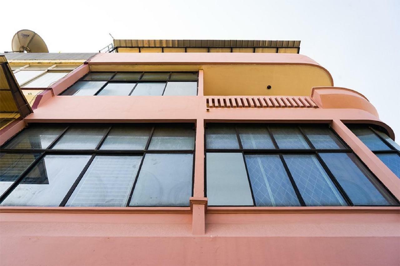 Reddoorz Near Seasons City Mall 雅加达 外观 照片